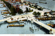 PBK-1987-1122 Oudehoofdplein, vanaf het Witte Huis. Op de voorgrond de Oudehaven, links het Haringvliet en rechts de ...
