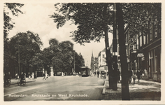 PBK-7214 West-Kruiskade bij de Westersingel. Op de achtergrond de Westerkerk aan de Kruiskade, vanuit het westen.