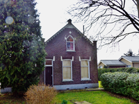 2023-35-469 Woonhuis huisnummer 630 aan de Charloisse Lagedijk, ten zuiden van de wijk Zuidwijk.