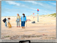 1999-607 Wandelaars op het strand van Hoek van Holland nabij het naaktstrand.