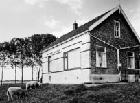 1972-1580 Huis Nooitgedacht op de plaats van molen 4 in de voormalige molengang ten noorden van de Hoeksekade.