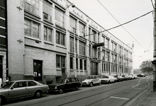 1979-2784 Pand van Cohens behangselpapierfabriek zuidzijde, aan de Crooswijksestraat nabij de linker Rottekade, uit het ...