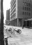 1980-4178 Gezicht op de Coolsingel met de Bank voor Handel en Scheepvaart en op de achtergrond hotel Atlanta op de hoek ...
