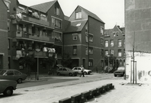 1982-1214 Djeroekstraat , uit het zuidoosten. Op de achtergrond de Van Reijnstraat.