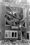 1987-759 Gezicht op de Krekelstraat met een verwoest huis, na het bombardement van 14 mei 1940.