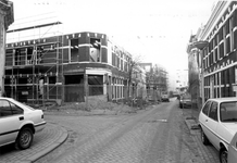 1989-35 Gezicht in de Van der Hilststraat met links van der Hilstdwarsstraat.