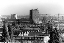 2005-10004 Overzicht op de omgeving van de Provenierswijk met o.a. de flat aan het Ungerplein.