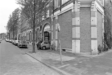 2005-10938 De Roo-Valkstraat bij de hoek van de Vrouw-Jannestraat.