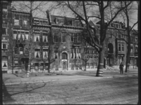 1976-5183 Huizen aan de Mathenesserlaan.