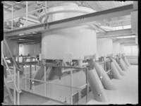 1976-7417 Interieurfoto van de soda- en chemicaliënfabriek van het Kortman en Schulte aan de Achterhaven 48.