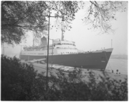 12055-1 Passagiersschip Avalon, afgemeerd aan de Parkkade in verband met congres ABTA (organisatie van Britse reisbureaus).