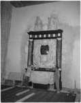 1764 Het grafmonument voor Witte de With in de Laurenskerk te Rotterdam. Opname tijdens de restauratie van de ...
