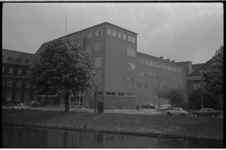 20012-77-14 Exterieur nieuwbouw van Eudokia ziekenhuis, gefotografeerd vanaf de Bergsingel.