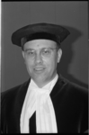 21372-1-11 Portret van prof. dr. P.R. Odell, die is benoemd tot hoogleraar economische geografie aan de Nederlandse ...