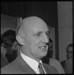 23990-3-8 Portret van het gemeenteraadslid H.J. van der Meiden.