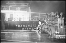3007-2 Ahrens-Fox is ingezet bij brand aan boord van de Bärenstein.