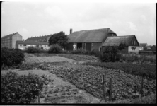 4373 Exterieur van boerderij 'de Kapel'; Burgenbuurt in Zuidwijk.