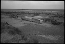 5505-2 Bunker in duinen van Hoek van Holland, rechts van de Noorderpier.