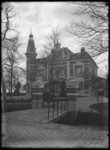2007-2556-01 Theeschenkerij Plaswijck. De uit 1884 daterende villa van de familie De Kadt, aan de Straatweg te ...