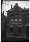1034 Exterieur van het Heilge Geesthuis aan de Gerard Scholtenstraat. Het Heilige Geesthuis heeft tot 1972 bestaan en ...