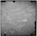 FD-4299-04 Verticale luchtfoto van de Holierhoeksche en Zouteveensche Polder met de Zouteveenscheweg bij Negenhuizen ...