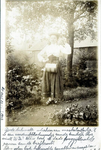 2000-1101-54 Serie van 237 fotokaarten, grotendeels vervaardigd door Louise Laboyrie, huishoudster (pastoorsmeid) bij ...