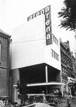 1967-506 De verbouwing van de bioscoop Arena aan de West-Kruiskade 26.