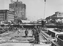 1968-755 Aanleg van de metro bij de Blaak.