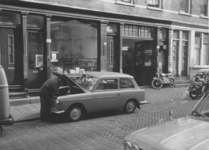1969-2707 Gezicht op de Bajonetstraat nummers 20-24.