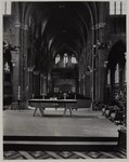 1972-601 Interieur van de Kerk van de Heilige Martelaren van Gorcum of Stieltjeskerk aan het Stieltjesplein. Het koor ...
