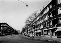 1972-806 Willem Buyewechstraat gezien vanuit de Dirck Hoffstraat.