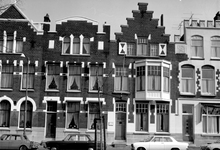 1973-765 Huizen nummers 154, 156 en 158 aan de oostzijde van de Heemraadssingel.