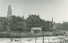 1978-3752 Werkzaamheden ter verplaatsing van de Delftse Poort. Het Hofplein, hoek Haagseveer (links) - ...
