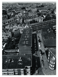 1977-2077 Overzicht van een deel van de Breitnerstraat met het Emmaus lyceum, links de Ochterveltstraat.