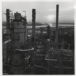 1988-1434 Raffinaderij van Shell Nederland Raffinaderij B.V. en Shell Nederland Chemie B.V. in Pernis. Uit een serie ...