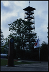 1364 De uitkijktoren in het Plaswijckpark opgericht in 1923 door ondernemer C. N. A. Loos aan de Ringdijk 20 langs de ...