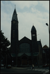 744 De monumentale Bergsingelkerk gebouwd tussen 1913-1914 naar het ontwerp van de architect Tjeerd Kuipers aan de ...