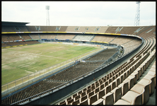 832 Feyenoord Stadion De Kuip gebouwd tussen 1935-1937 naar het ontwerp van architect Leendert van der Vlugt, van ...
