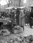 2002-1657 De Goudsesingel met de bloemenmarkt.