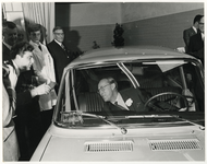 1969-1266 Opening nieuwe distributiecentrum van Simca Nederland N.V. door Prins Bernhard aan de Breevaartstraat in de ...