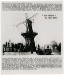 1972-1273 Oostplein met de molen De Noord twee weken na het Duitse bombardement. Met misleidende Duitse propagandatekst.