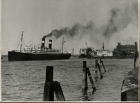 XXXIII-508 Aankomst van het schip de Westernland van de Red Star Line.