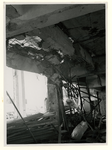 XIV-50-51-01-8 Als gevolg van het Duitse bombardement van 14 mei 1940. De restanten van het Beursgebouw. Verwoesting ...