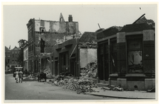 XXXIII-569-09-9 Restanten aan de Bergstraat na het bombardement van 14 mei 1940.