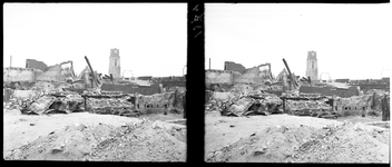 2008-8 Stereofoto. Restanten van gebouwen in de omgeving van de Goudsesingel als gevolg van het bombardement van 14 mei ...