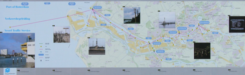 1990-312 Kaart van het havengebied van Rotterdam waarop het verkeersbegeleid systeem is aangegeven