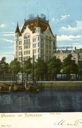 PBK-1987-271 Het Witte Huis aan de Geldersekade. Op de voorgrod de Oudehaven.