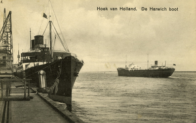 PBK-1993-1250 Aanlegplaats voor de Harwichboot in Hoek van Holland.