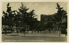 PBK-1993-758 Henegouwerplein met op de achtergrond de Christelijke Hogere Burgerschool en het Marnix Gymnasium, vanaf ...