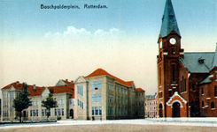 PBK-1993-834 Het schoolgebouw aan het Bospolderplein. Op de hoek van het plein en de Rosier Faassenstraat de ...
